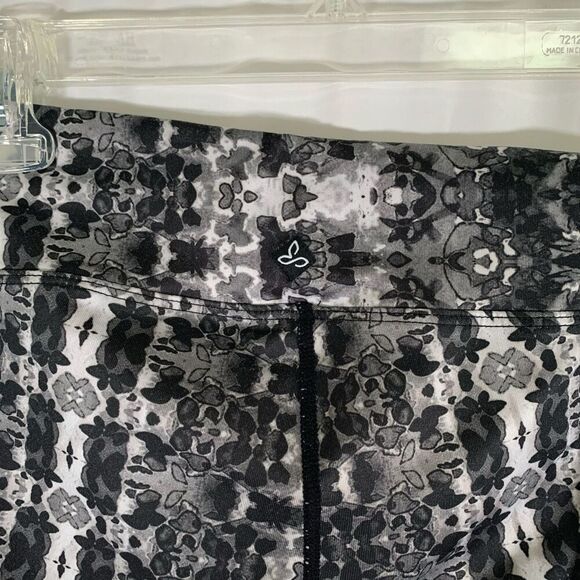 Prana Leggings Women's Small Grey Floral Pull On Mid Rise 20" Inseam - Picture 6 of 7
